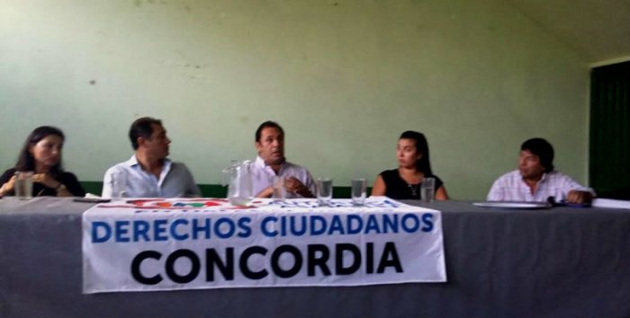 Aqu&iacute; los integrantes de la Asamblea en Defensa de los Derechos Ciudadanos.