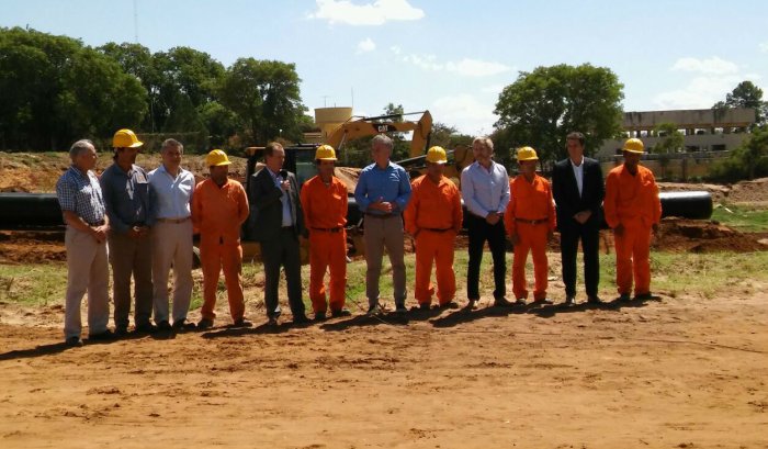 El d&iacute;a de su cumplea&ntilde;os y en su ciudad natal, el gobernador recibi&oacute; a Macri (foto: EER).