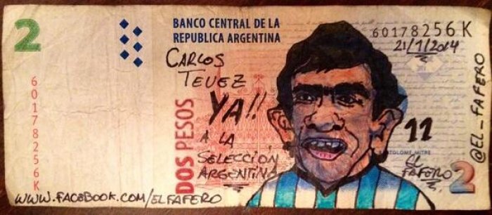 Carlos T&eacute;vez dibujado en un billete de 2 pesos (foto: El Fafero).