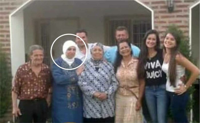 Una de las fotos que se viraliz&oacute; en las redes y muestra a Yamilia con familiares en Concordia.