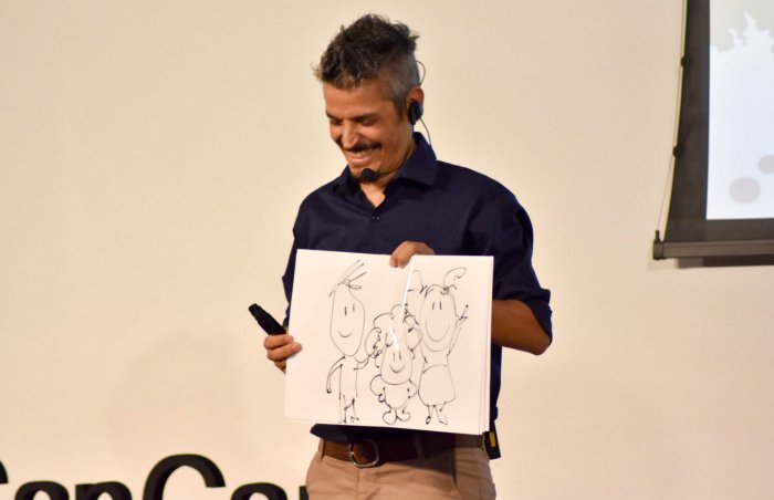 Ramiro se define como autodidacta, cuando se le pregunta por su pasi&oacute;n por dibujar.