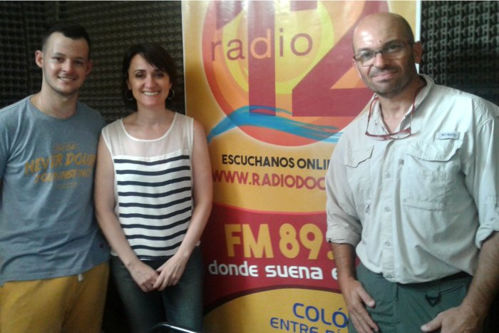 Fellay, Quir&oacute;z y Battista, en el estudio de Radio 12.