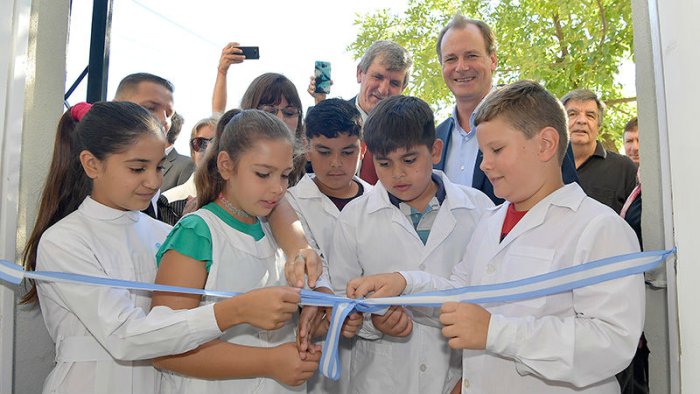 Otro a&ntilde;o electoral donde el gobernador inaugura el ciclo lectivo con paro docente.