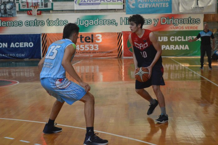 Olimpia super&oacute; por 13 puntos a Regatas, uno de los dos clubes de "La Hist&oacute;rica" en llegar a semifinales.