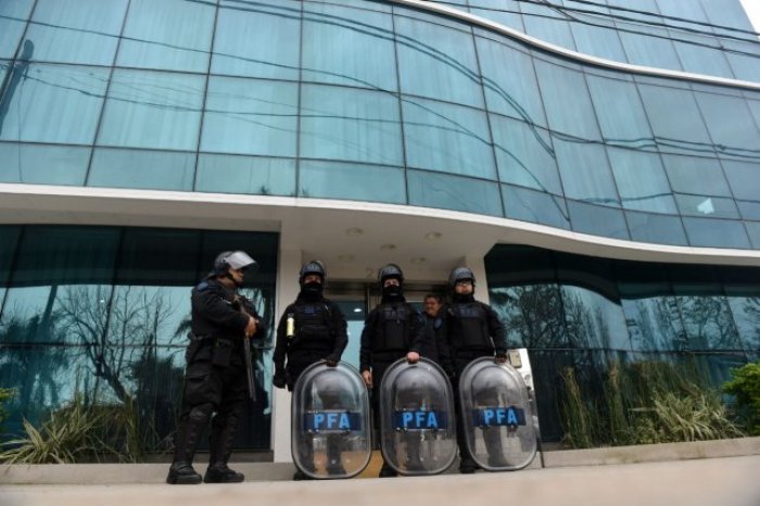 Esa es la Cooperativa de Trabajo Portuaria de San Lorenzo que encabezada el hombre nacido en Victoria.