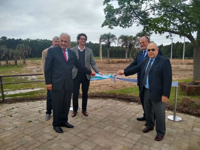 Autoridades inauguraron el Centro de Capacitaci&oacute;n y Entrenamiento, ubicado junto a la Delegaci&oacute;n Argentina.