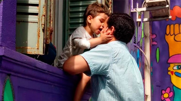 Fausto junto a su pap&aacute;, en el hospital