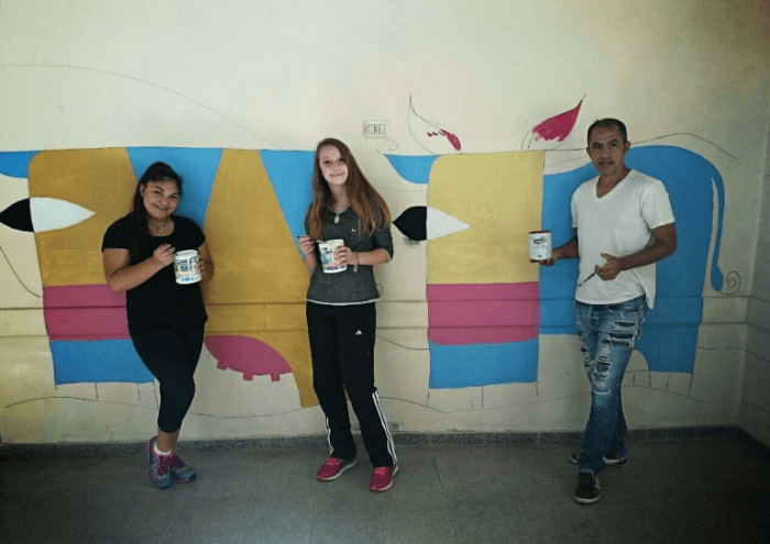 El mural en la escuela Montessori fue el primero de su obra