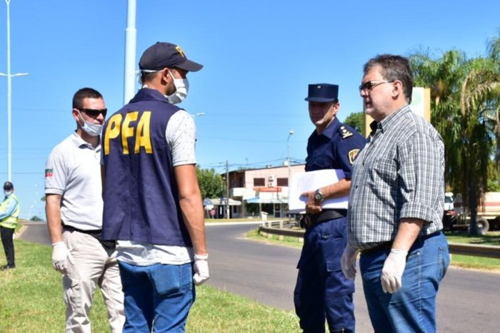 El intendente de Concordia, en el control en zona de "El Martillo", al sur de la ciudad.