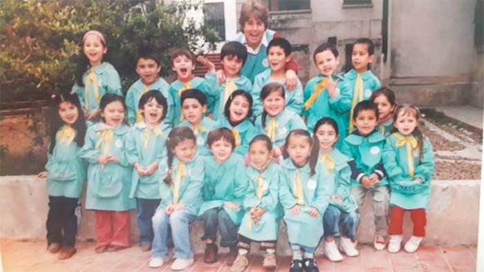 Lila con sus alumnos