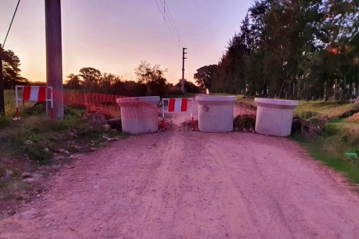 La entrada por Fadel, tambi&eacute;n cerrada por la Municipalidad.