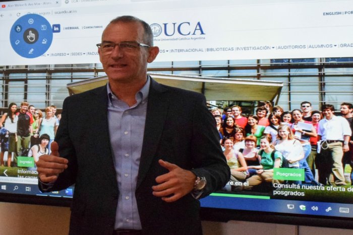 Aulas tecnol&oacute;gicas, gran apuesta de la UCA.