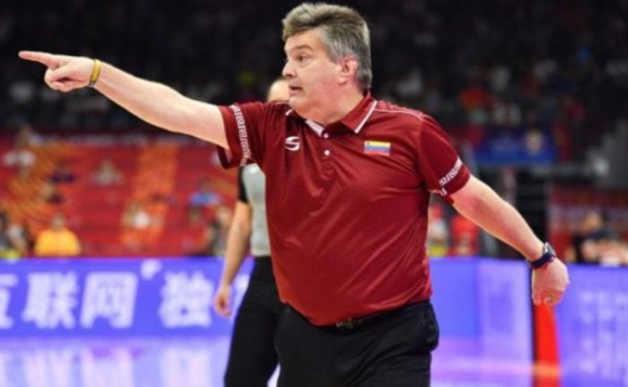 El a&ntilde;o pasado, en China, Dur&oacute; dirigi&oacute; a la selecci&oacute;n vinotinto en el Mundial de b&aacute;squet.