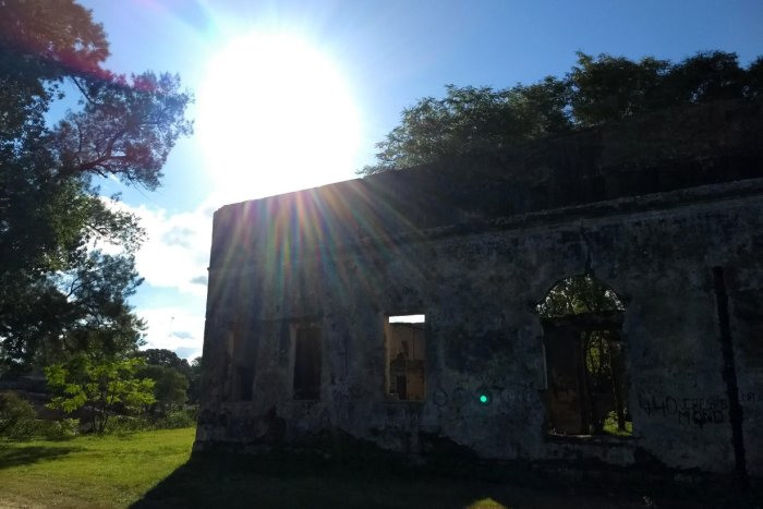 Otra vista del hist&oacute;rico lugar ubicado a la vera del r&iacute;o Uruguay.