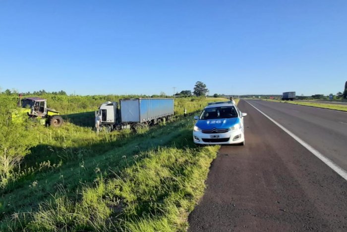 El cami&oacute;n transitaba rumbo a Buenos Aires con productos de la firma Unilever.