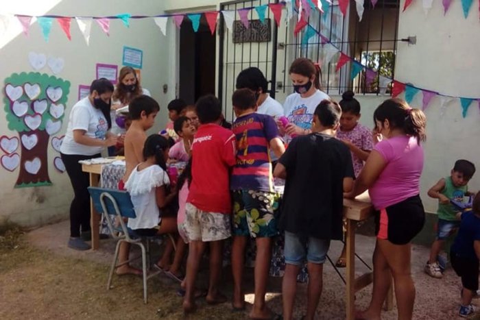 Medio centenar de ni&ntilde;os encontraban en el merendero un espacio de contenci&oacute;n.