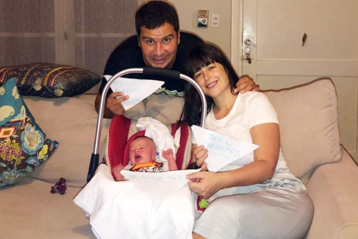 Nico y Carolina oficializaron su relaci&oacute;n al asumir como legisladores y fueron padres en marzo de 2020.