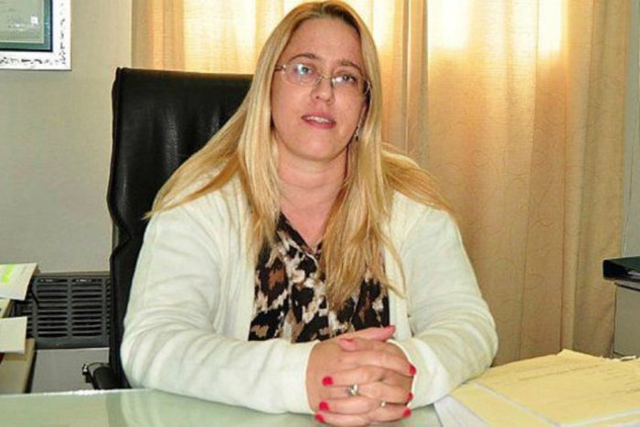 Natalia C&eacute;spedes es la jueza de Garant&iacute;as que firma la resoluci&oacute;n.