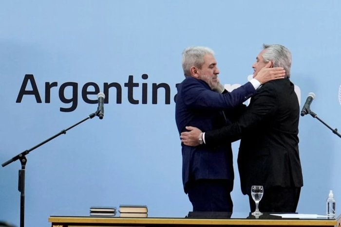 An&iacute;bal Fern&aacute;ndez jur&oacute; como ministro de Seguridad.