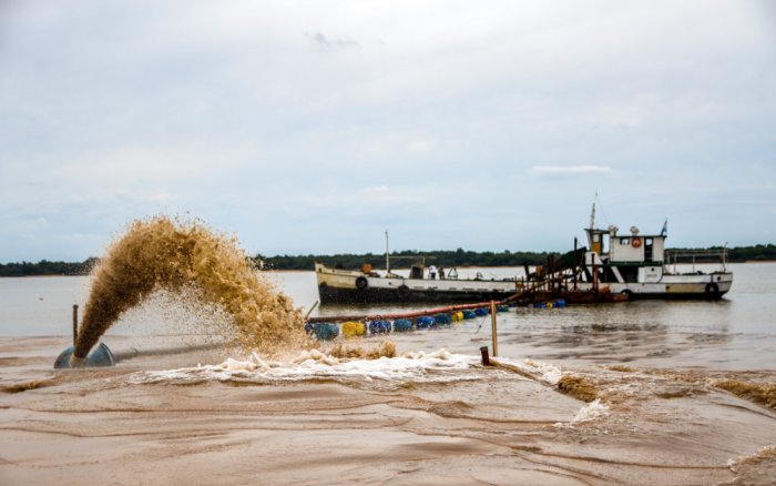 Invierten $1,5 millones en los trabajos en la ribera del Uruguay.