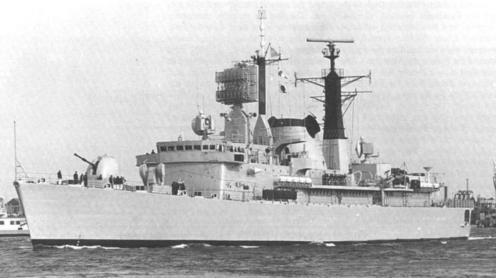 Destructor ARA Sant&iacute;sima Trinidad