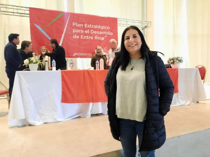 Gabriela Lena.