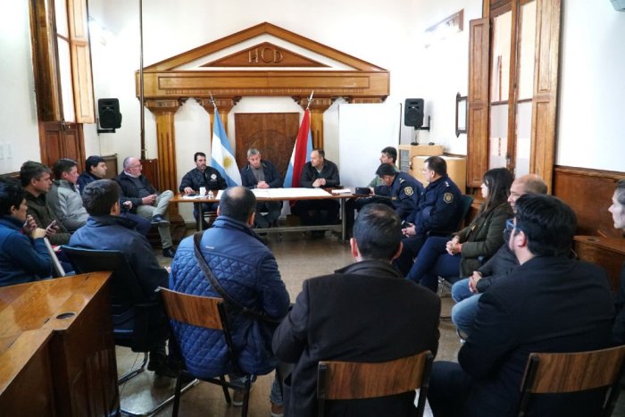 Defensa Civil se reuni&oacute; esta ma&ntilde;ana y, a continuaci&oacute;n, el intendente recibi&oacute; a la prensa.