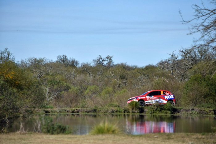 El binomio Ramat-Viollaz en plena acci&oacute;n durante el Rally en Santa Elena.
