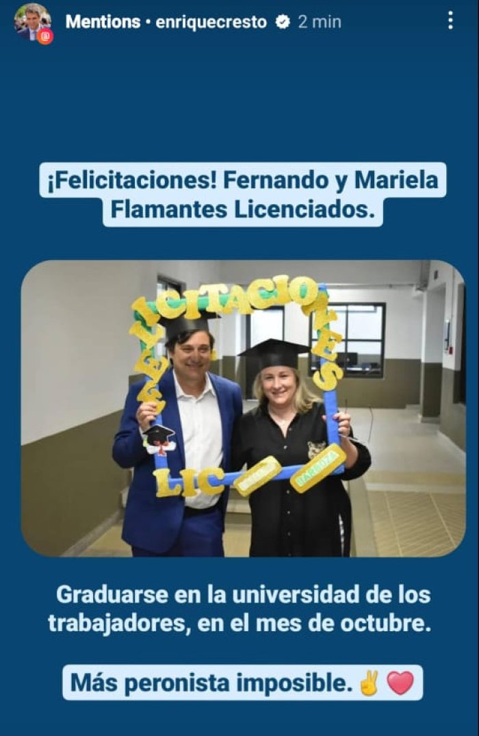 As&iacute; salud&oacute; Cresto al secretario de Desarrollo Social.