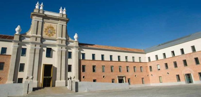 Centro de Cultura Contempor&aacute;nea Conde Duque