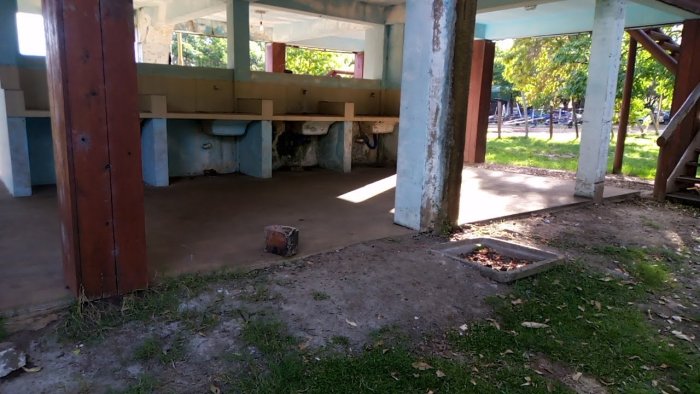 Las instalaciones est&aacute;n rotas y abandonadas