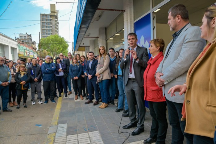 El intendente inaugur&oacute; las nuevas oficinas en calle Hip&oacute;lito Yrigoyen 535.