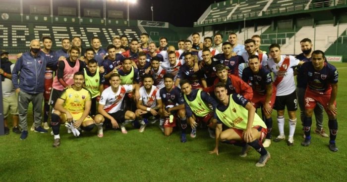 Depro frente a River en el 2020.