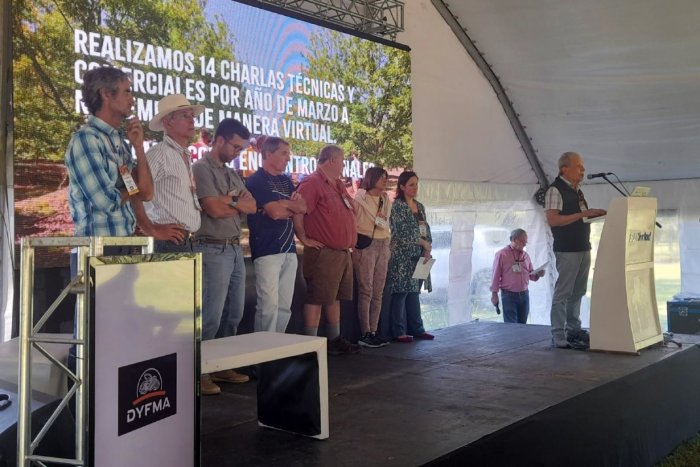 Barone pronunci&oacute; su discurso escoltado por parte del equipo de conducci&oacute;n de CAPPEC&Aacute;N.