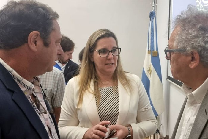 Enrique Yellin y Roberto Varela con Cecilia Marincioni