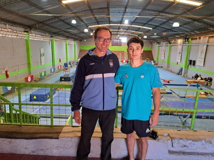 Santiago Mayol, gimnasta mundialista y panamericano en 2023, entrena en ese lugar junto a Avio.