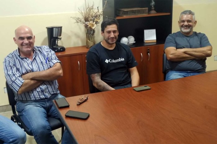 Andr&eacute;s Lemesoff (al centro) fue elegido nuevo presidente de la C&aacute;mara de Sanatorios