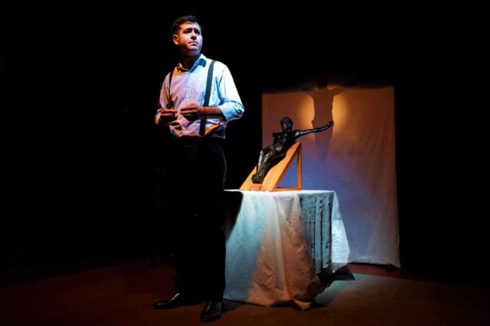 Las funciones siguen los s&aacute;bados de abril en Espacio Cultural Arand&uacute; de Concordia.