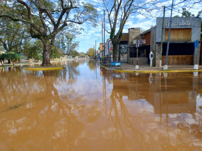 Jueves 9 de mayo, de ma&ntilde;ana: as&iacute; est&aacute; Carriego en su intersecci&oacute;n con avenida de los Pueblos Originarios.