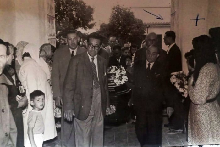 Traslado de sus restos a Col&oacute;n (1956).