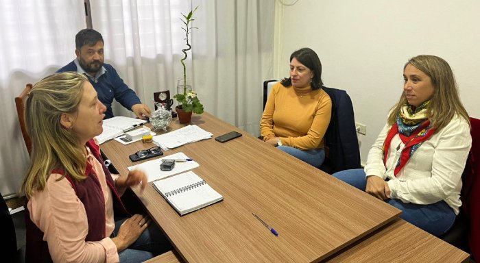 En Los Charr&uacute;as tambi&eacute;n hubo encuentro. All&iacute; estuvo la intendente Andrea Imoberdoff.
