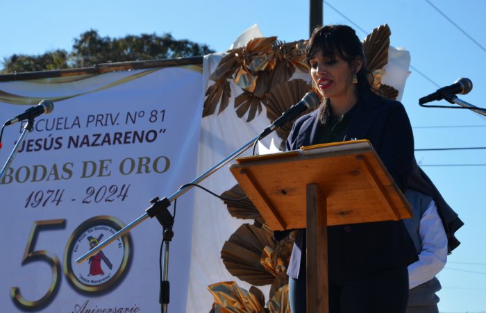 Lucrecia Fern&aacute;ndez, actual directora de la escuela primaria.