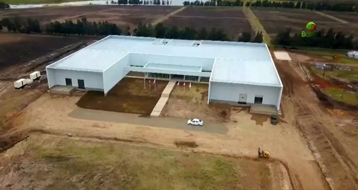 El predio a subastar posee 94 hect&aacute;reas de campo, de los cuales 5000 metros cuadrados est&aacute;n edificados.