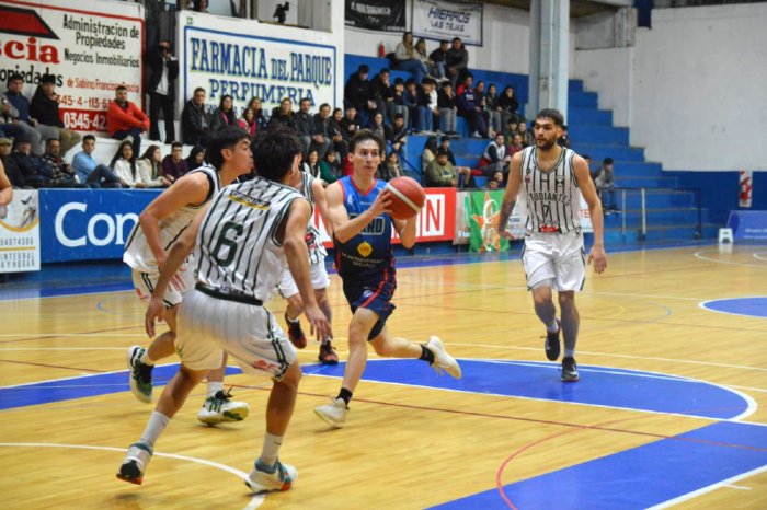Santi Obreg&oacute;n fue el goleador del ganador con 20 puntos.