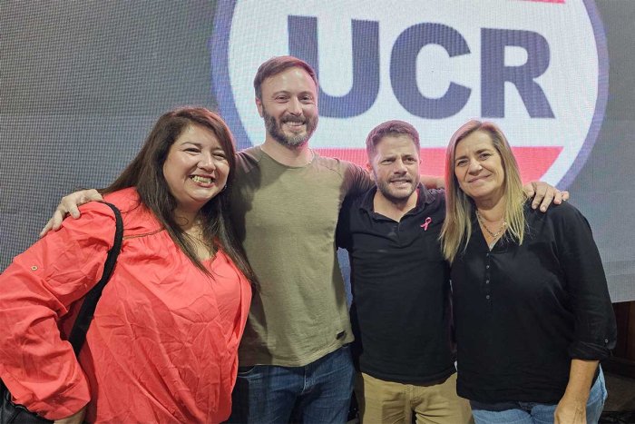 Aguilar, Azcu&eacute;, Candido y Antola