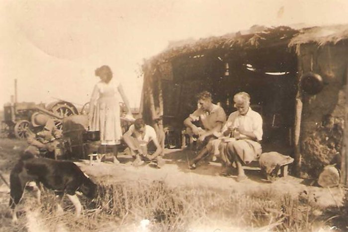 Familia de chacareros - Col&oacute;n - 1935