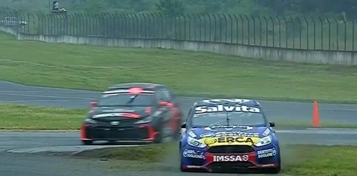 As&iacute; fue la maniobra de Urcera, en la &uacute;ltima vuelta de la carrera corrida este domingo en Concordia.