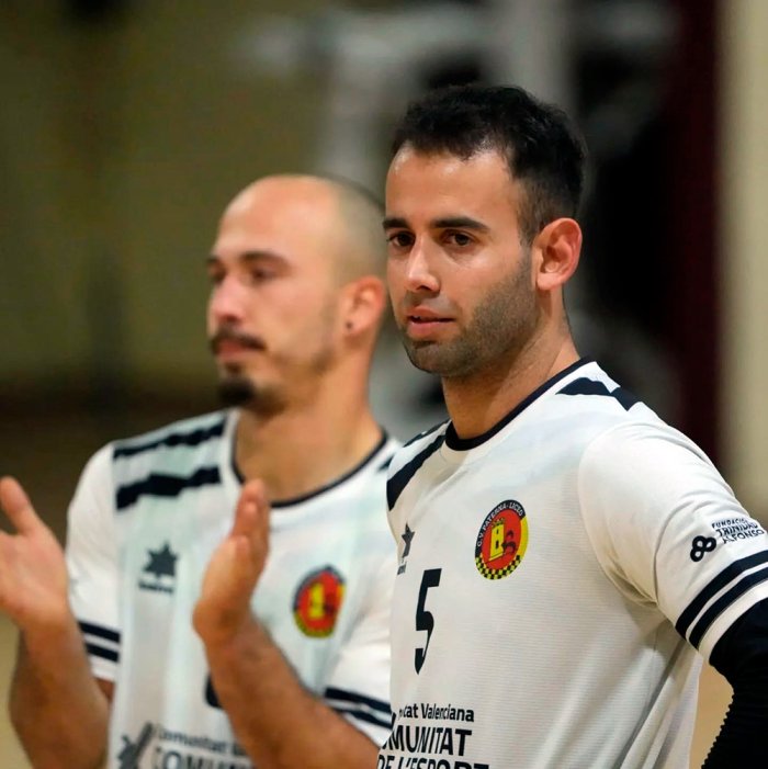En el Paterna-Liceo complet&oacute; una muy buena temporada en la tercera categor&iacute;a espa&ntilde;ola.