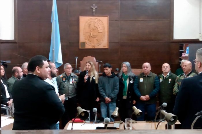El d&iacute;a que se hizo un reconocimiento al proyecto educativo de la ROU en el Concejo Deliberante.
