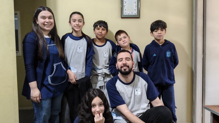 Algunos alumnos y docentes de la Escuela Nuestra Se&ntilde;ora del Silencio.